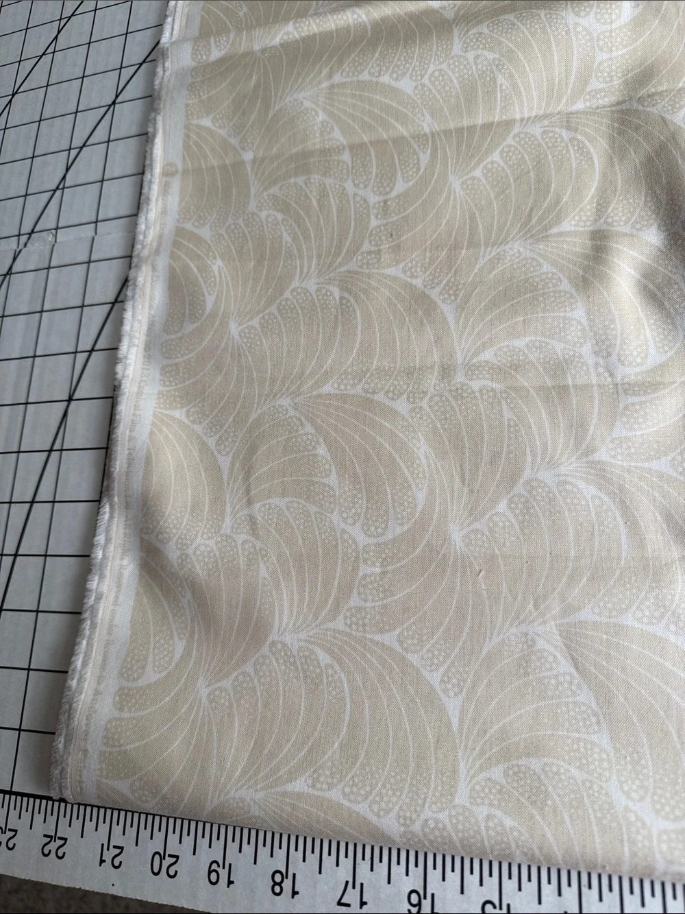 Vintage 3 Yard Cream Ivory Art Deco Fan Quilting Cotton Fabric 42” Tone-on-Tone
